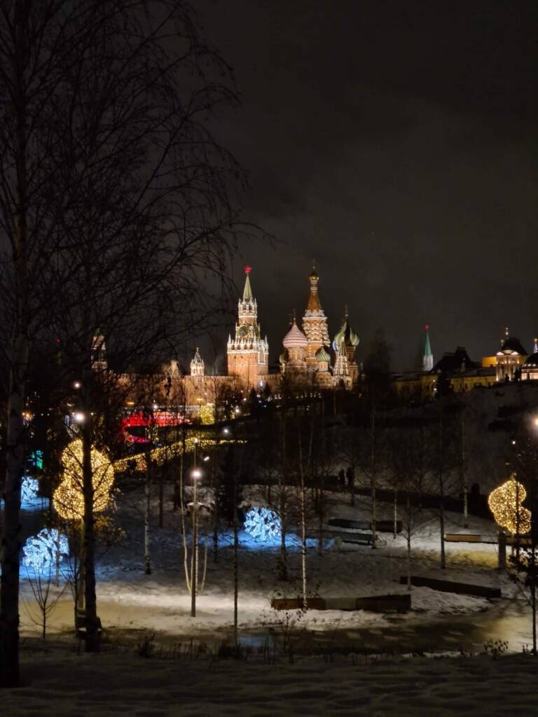 Экскурсия в рождественский период. Личный гид. Районы вокруг Кремля Рождественская экскурсия. Частный гид. Окрестности Кремля
