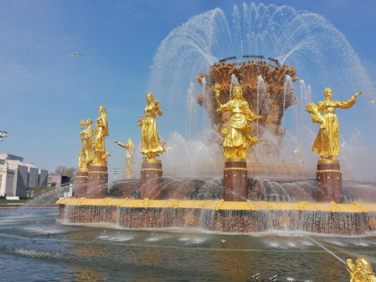 Фонтан Дружба народов СССР. Прогулка по территории ВДНХ Фонтан Дружба народов СССР. Пешая экскурсия по ВДНХ