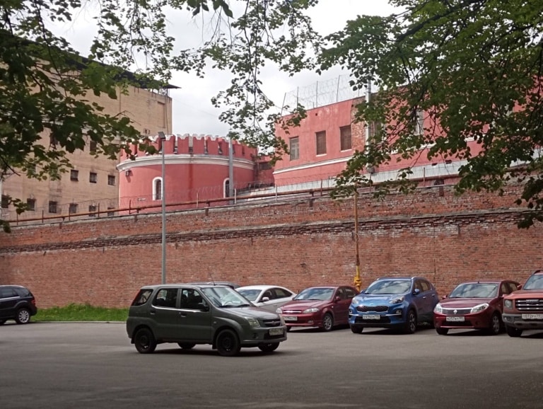 Бутырская тюрьма на Новослободской улице. Индивидуальная пешая экскурсия с профессиональным гидом. Криминальные истории Москвы