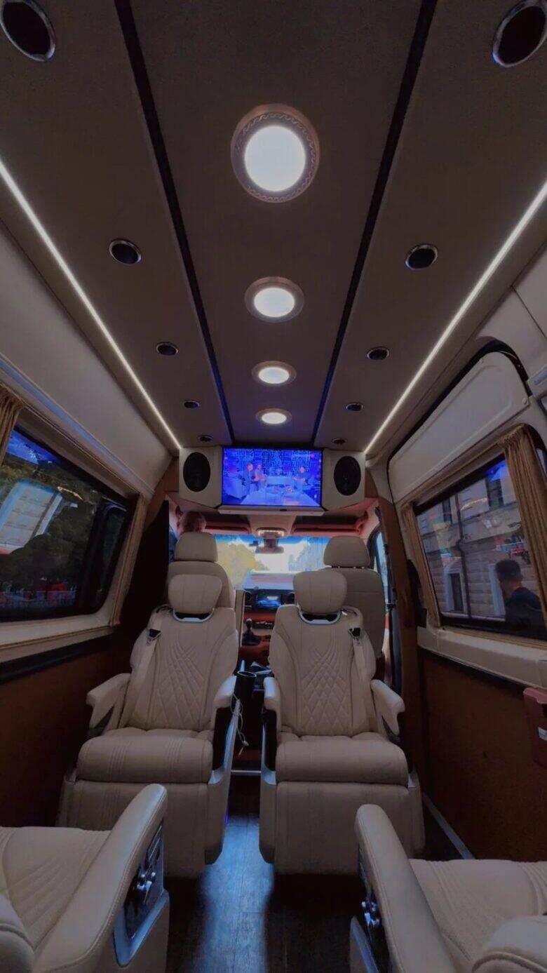 Салон Mercedes-Benz Sprinter повышенной комфортности Салон Mercedes-Benz Sprinter повышенной комфортности