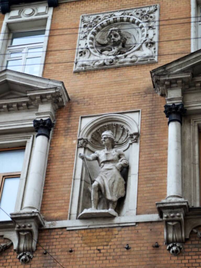 The building of the Insurance Company Russia in Moscow on the historical route of the walking tour of Freemasonry The House of the Insurance Company Russia on the route of a walking tour of the history of the Masons in Moscow
