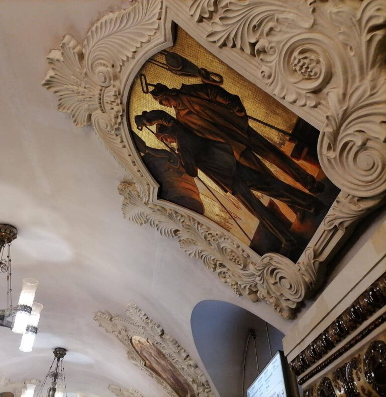 Станция Киевская. История московского метро. Индивидуальный экскурсовод Станция Киевская. Экскурсия по истории метрополитена. Частный гид