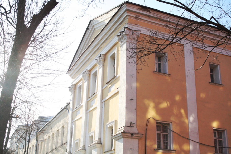 Лефортовский дворец. Пешая экскурсия по Бауманской улице