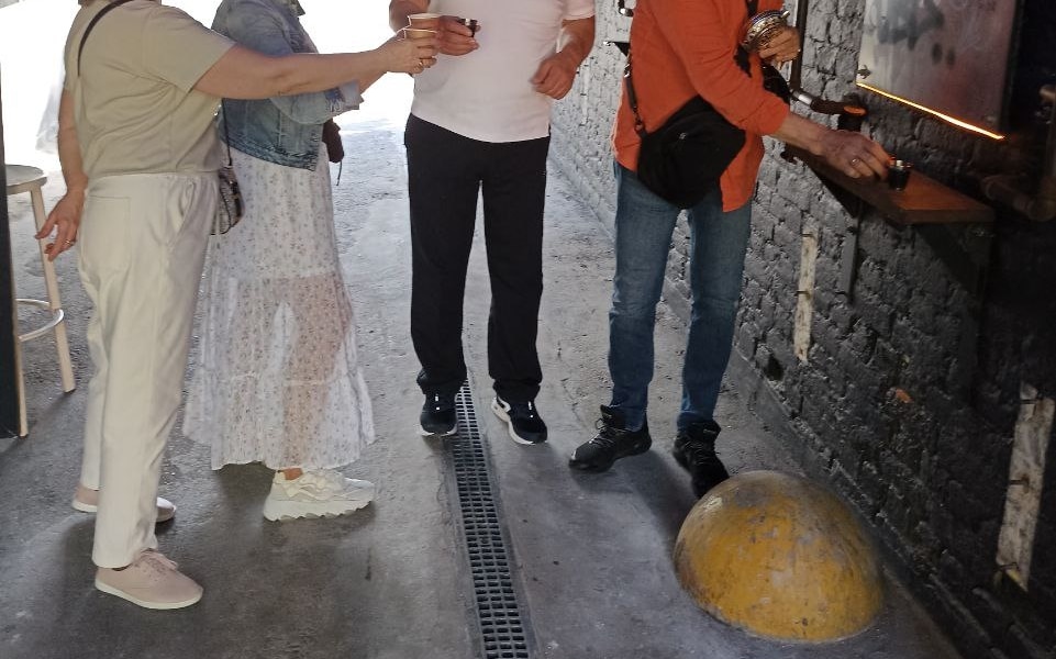 Авторская алкогольная экскурсия по Москве