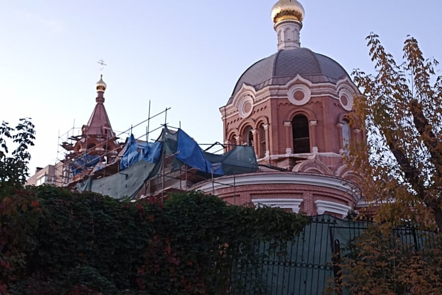 Presnya Tour. Church of St. Nicholas on Three Mountains. Walking Tour with a Private Guide