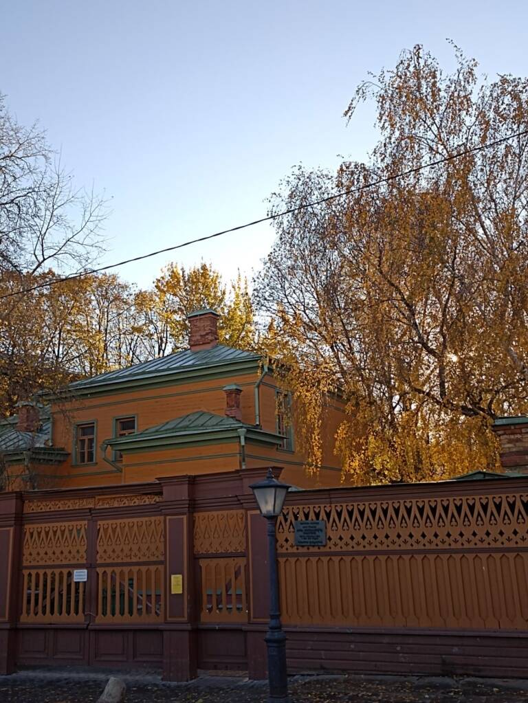 Музей-усадьба Льва Толстого в Хамовниках. Пешая экскурсия с частным гидом