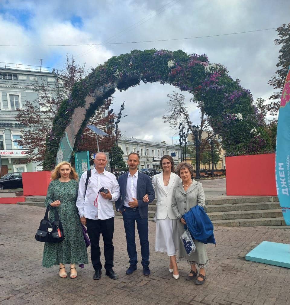 Свадебная экскурсия по Патриаршим прудам