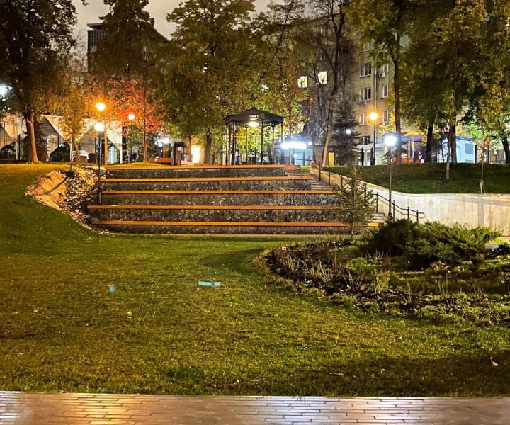 Алкогольная экскурсия "Злачные местечки" для ипотечного брокера и его друзей