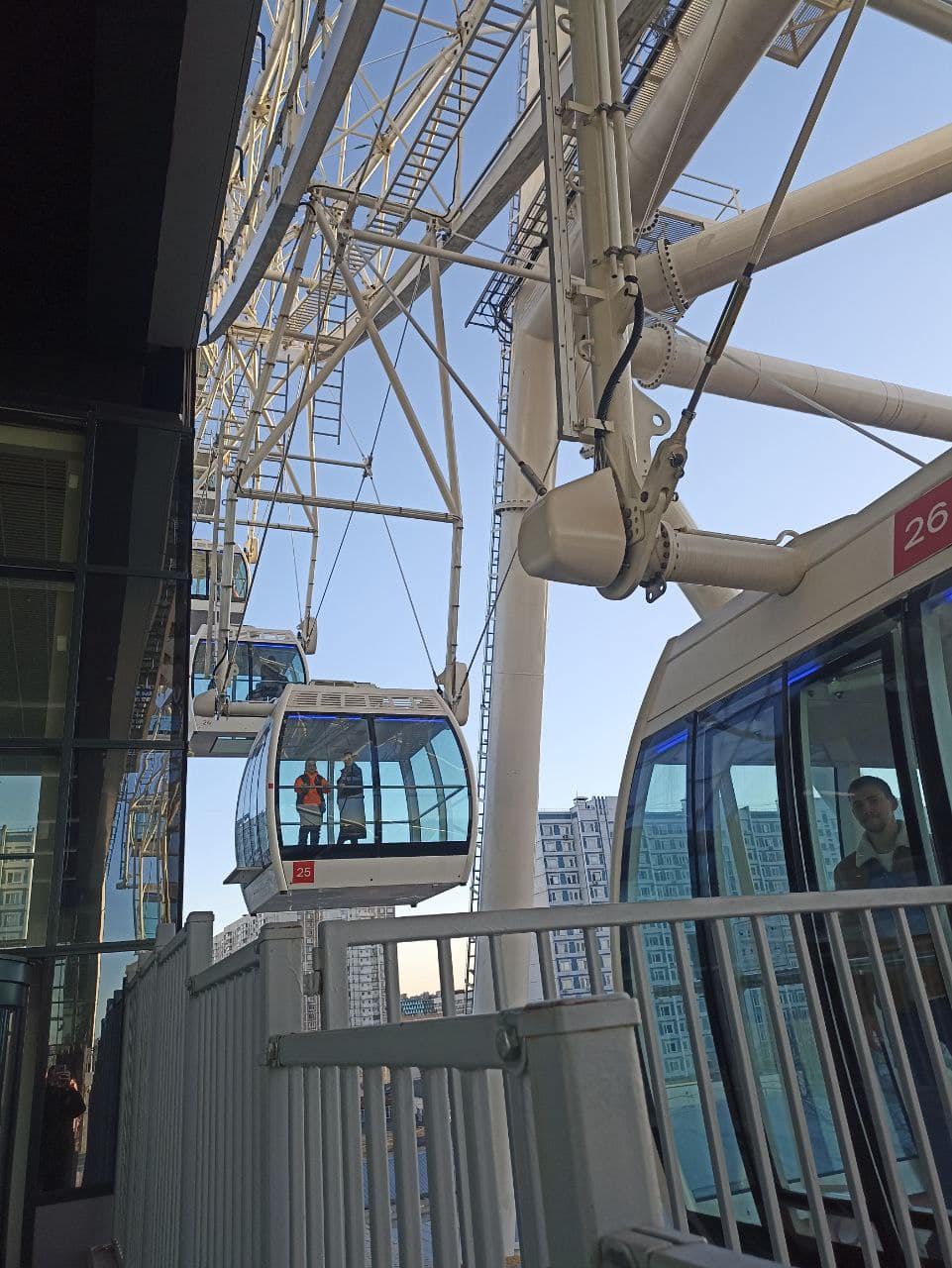 Колесо обозрения «Солнце Москвы» на ВДНХ. Экскурсия для ВТБ