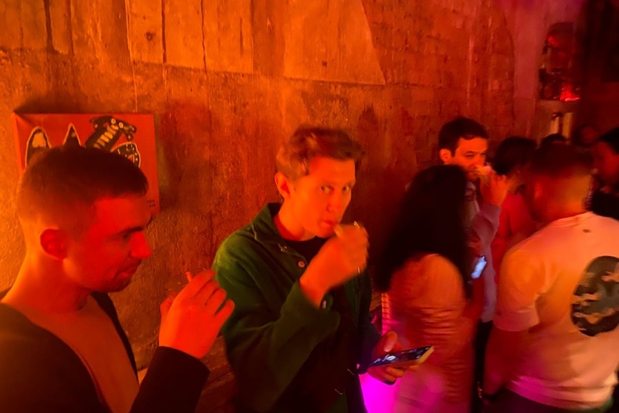 Yandex drank in the once salt cellars of Kitai-Gorod during an excursion