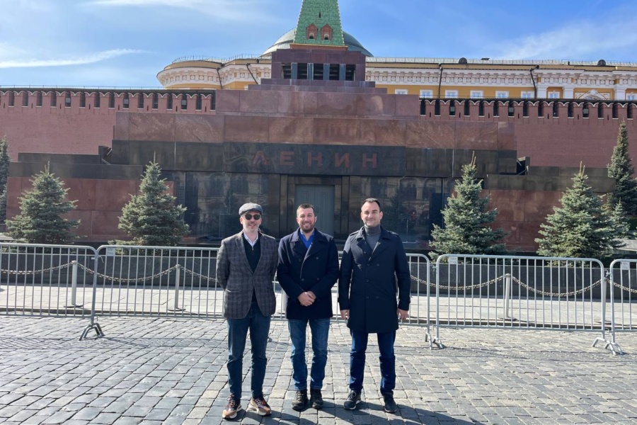 Экскурсия для гостей из Сербии по знаменитым местам Москвы.