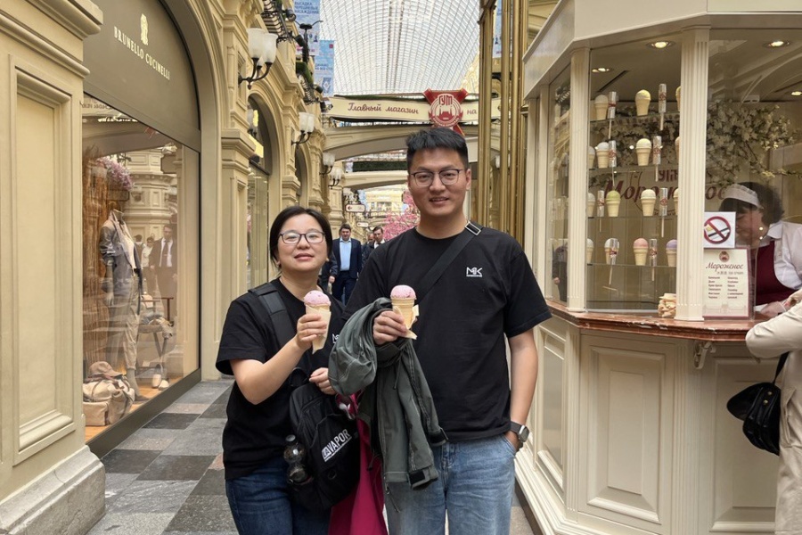 Индивидуальная экскурсия по ГУМу, с дегустацией кофе и мороженного