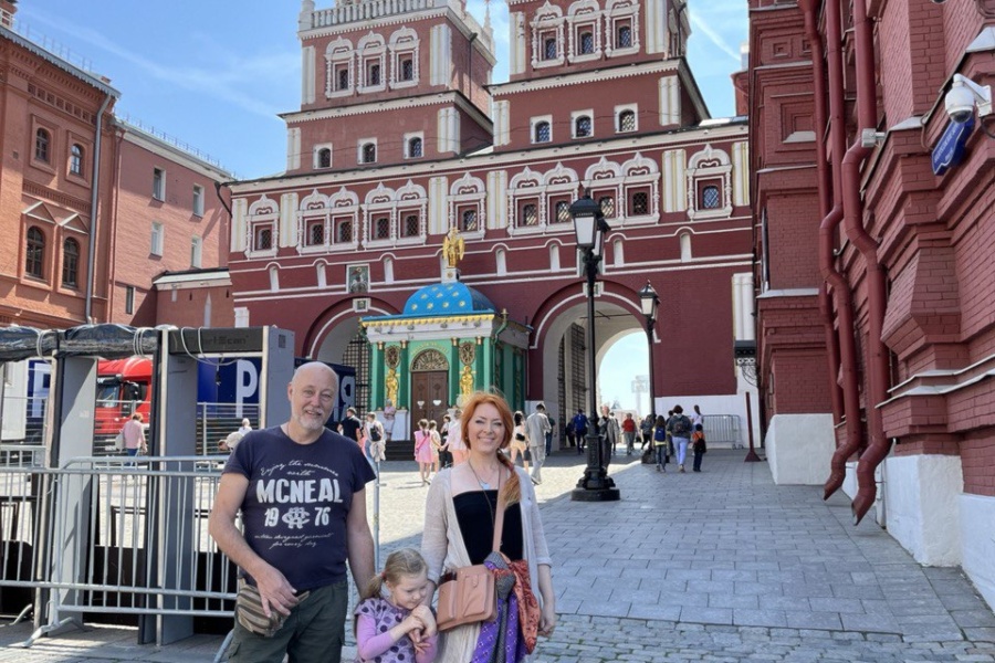 Экскурсия с частным гидом у Воскресенских ворот на немецком