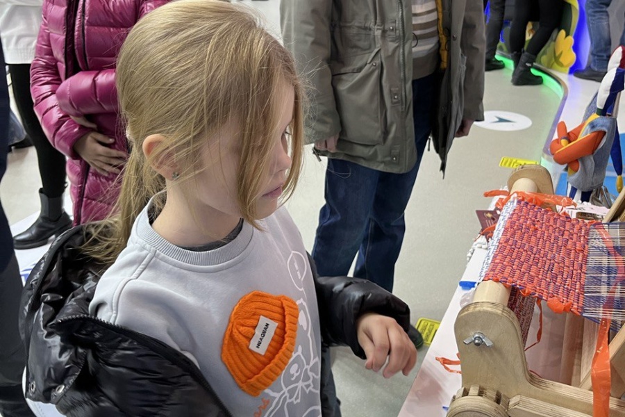 Народные промыслы. Выставка "Регионы России" на ВДНХ