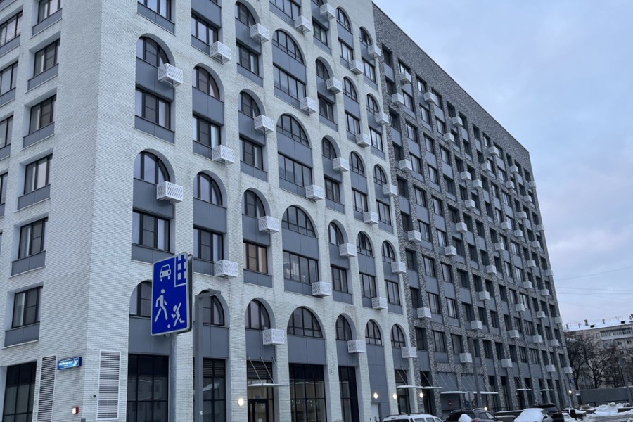 Современная архитектура на Бауманской улице, 47/1