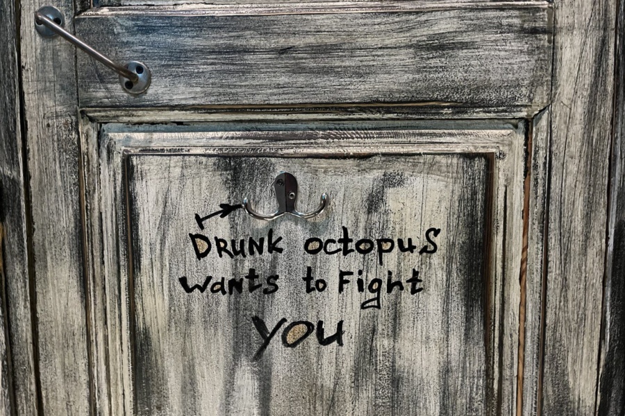 Уличные гиды посетили Английский паб после экскурсии "Окно в Европу"