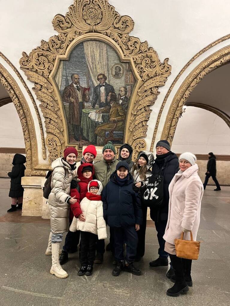 莫斯科地铁站之旅