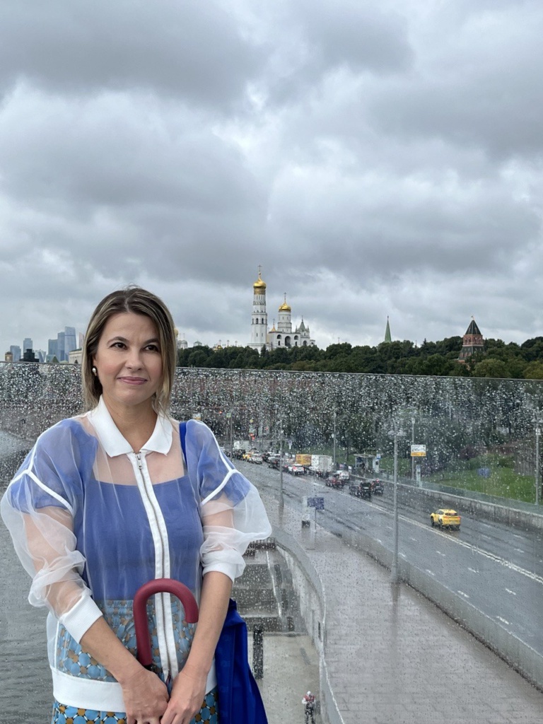 Excursion to Zaryadye Park in Moscow for a Foreigner