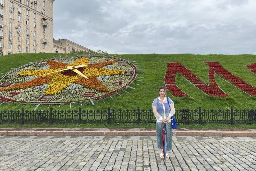 Трёхдневный персональный вояж гостьи из Румынии: от стоматологических до московских мостов