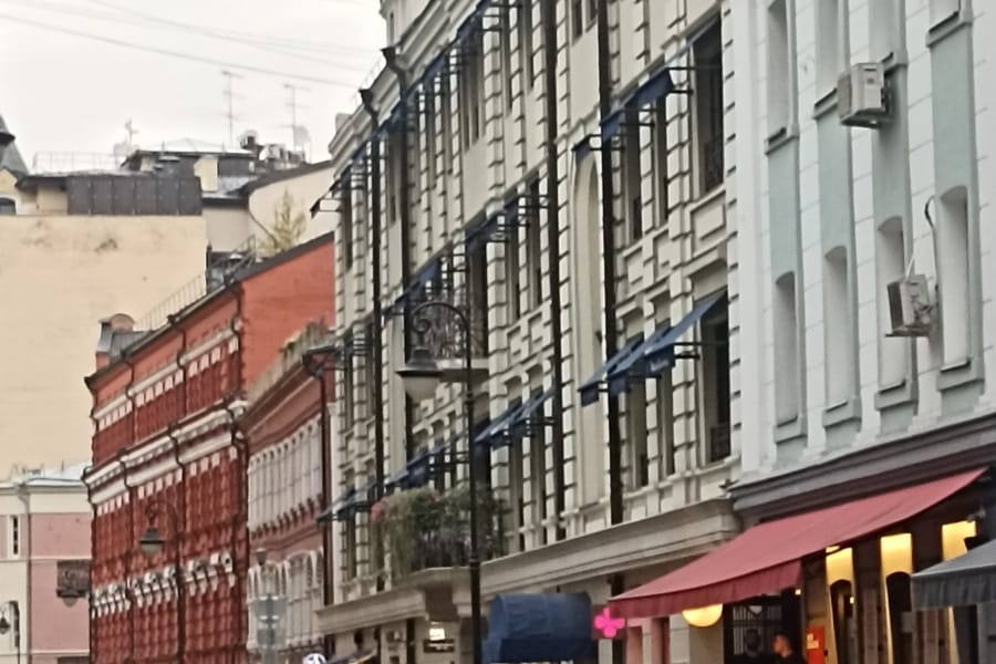 Malaya Bronnaya Street. Individual walking tour.