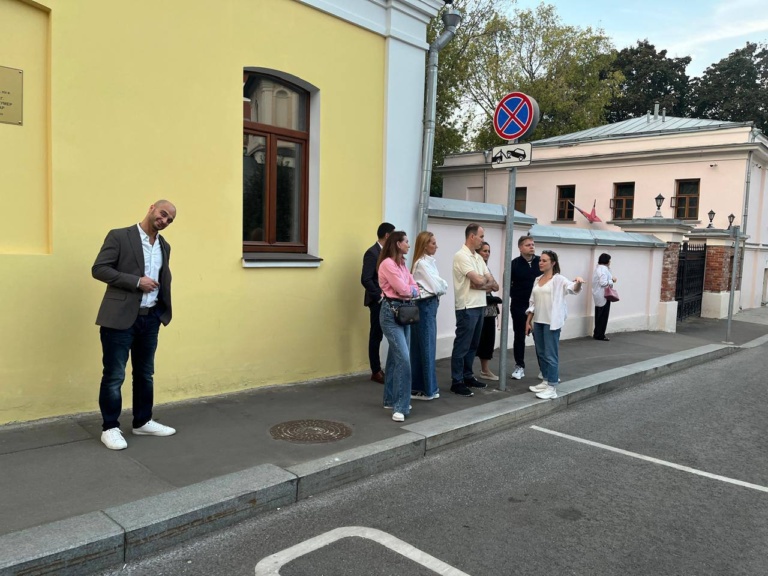 Крапивенский переулок. Корпоративная экскурсия для клиники