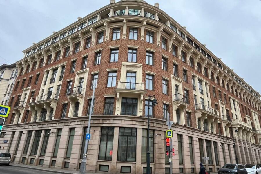 Угол фасада ЖК "Дворянское гнездо" в Москве. Экскурсия по Модерну