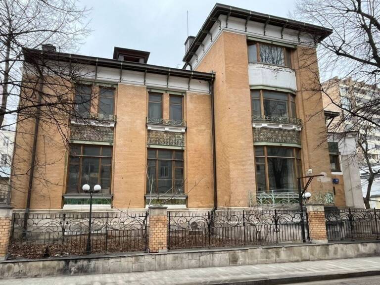 Особняк Якунчиковой, прекрасный образец модерна с ориентацией на Школу Глазго, немного франко-бельгийское Ар Нуво, архитектор Вильям Валькот