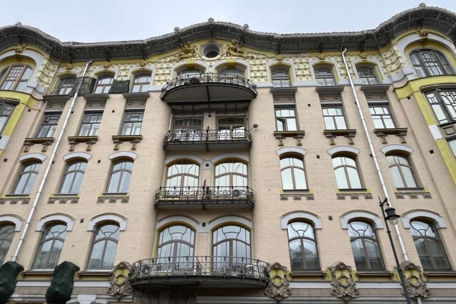 Фасад доходного дома Исакова, архитектор Л.Н. Кекушев