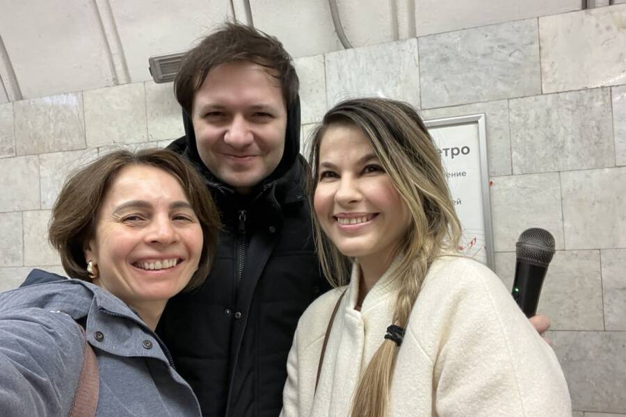 С Николаем Рябуха, певцом с бархатным баритоном. Сюрприз на экскурсии