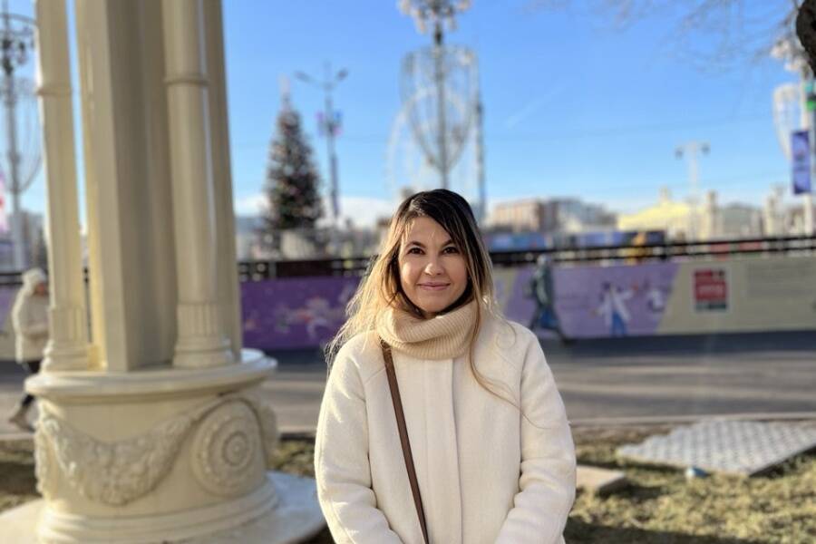 Прогулки с гидом по ВДНХ для иностранки в январе 2025 года