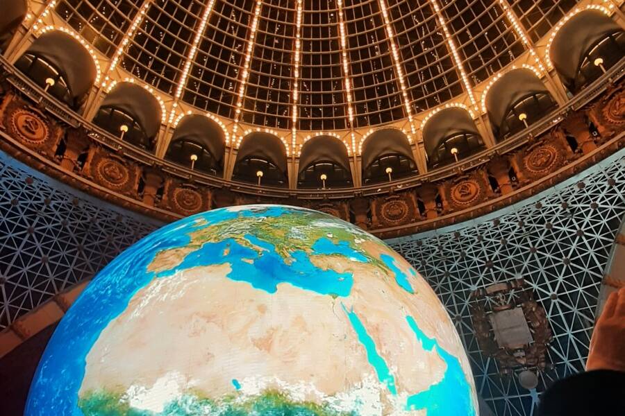 Прогулка по ВДНХ с гидом. Павильон "Космос"