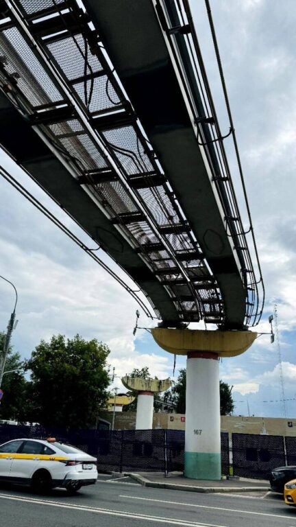 Разборка известного монорельса в Останкинском районе Демонтаж знаменитого Останкинского монорельса