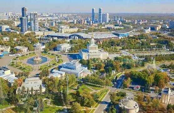 Экскурсия по крыше в Москве