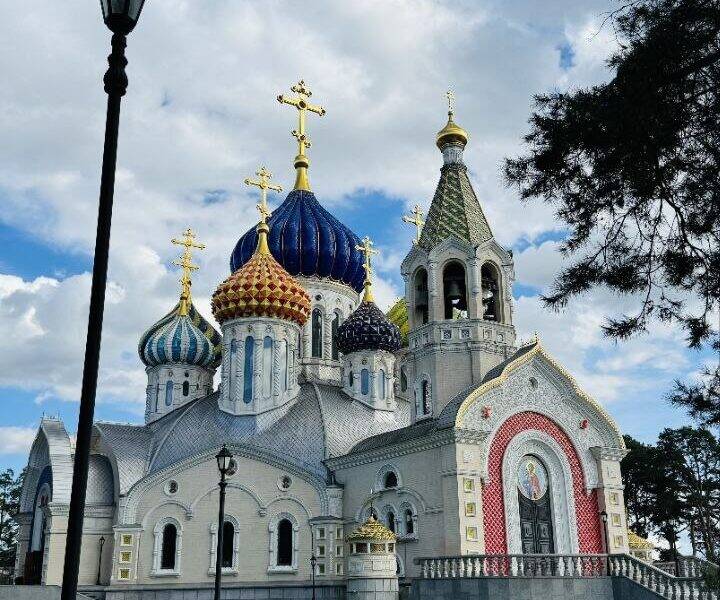 Резиденция Патриарха. Экскурсия по Переделкино для сотрудников «Родины». Резиденция Патриарха. Экскурсия по Переделкино для сотрудников "Родины"