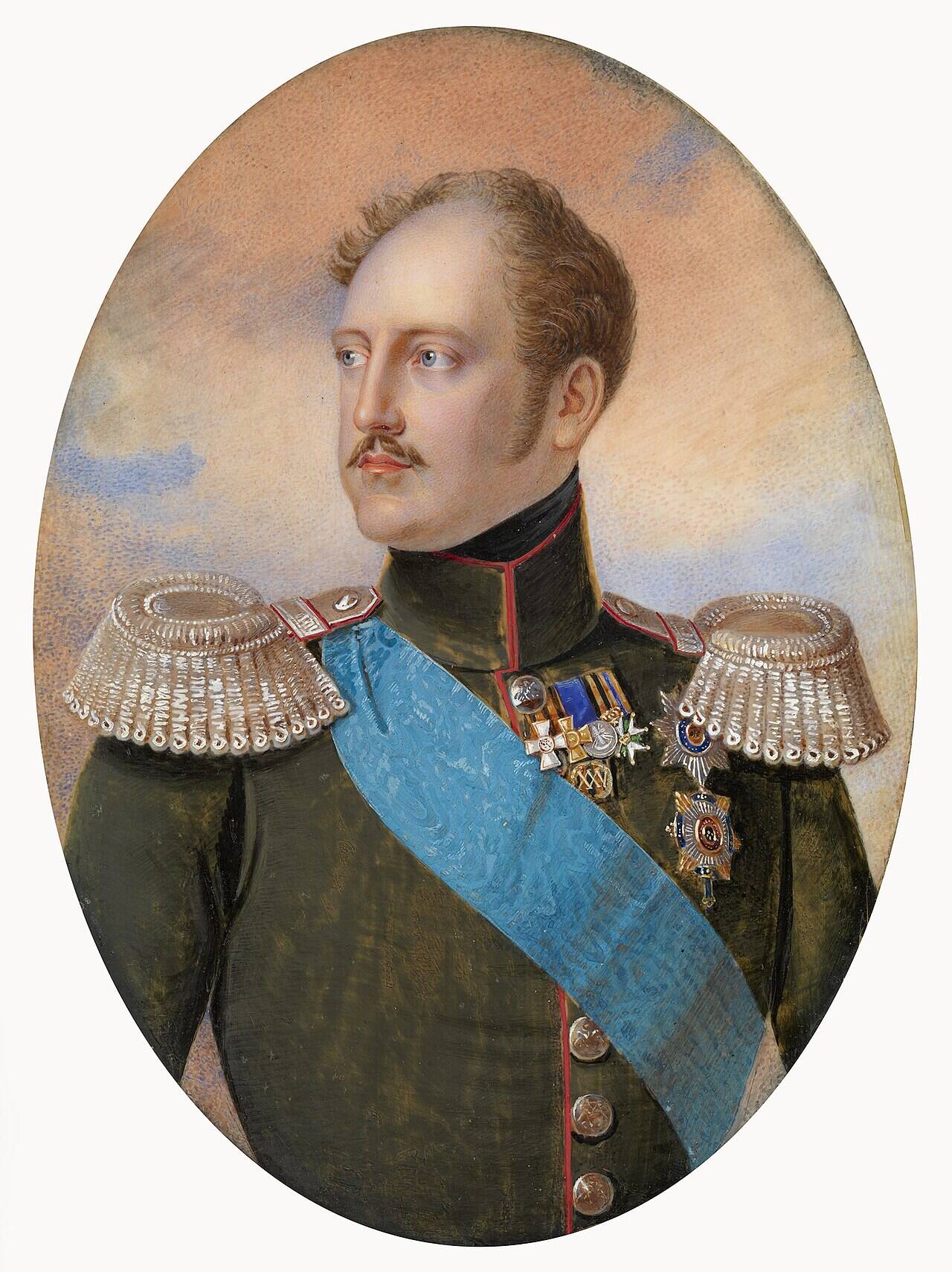 Oval portrait of Nicholas I in a dark military uniform with epaulettes, decorations and a blue sash.