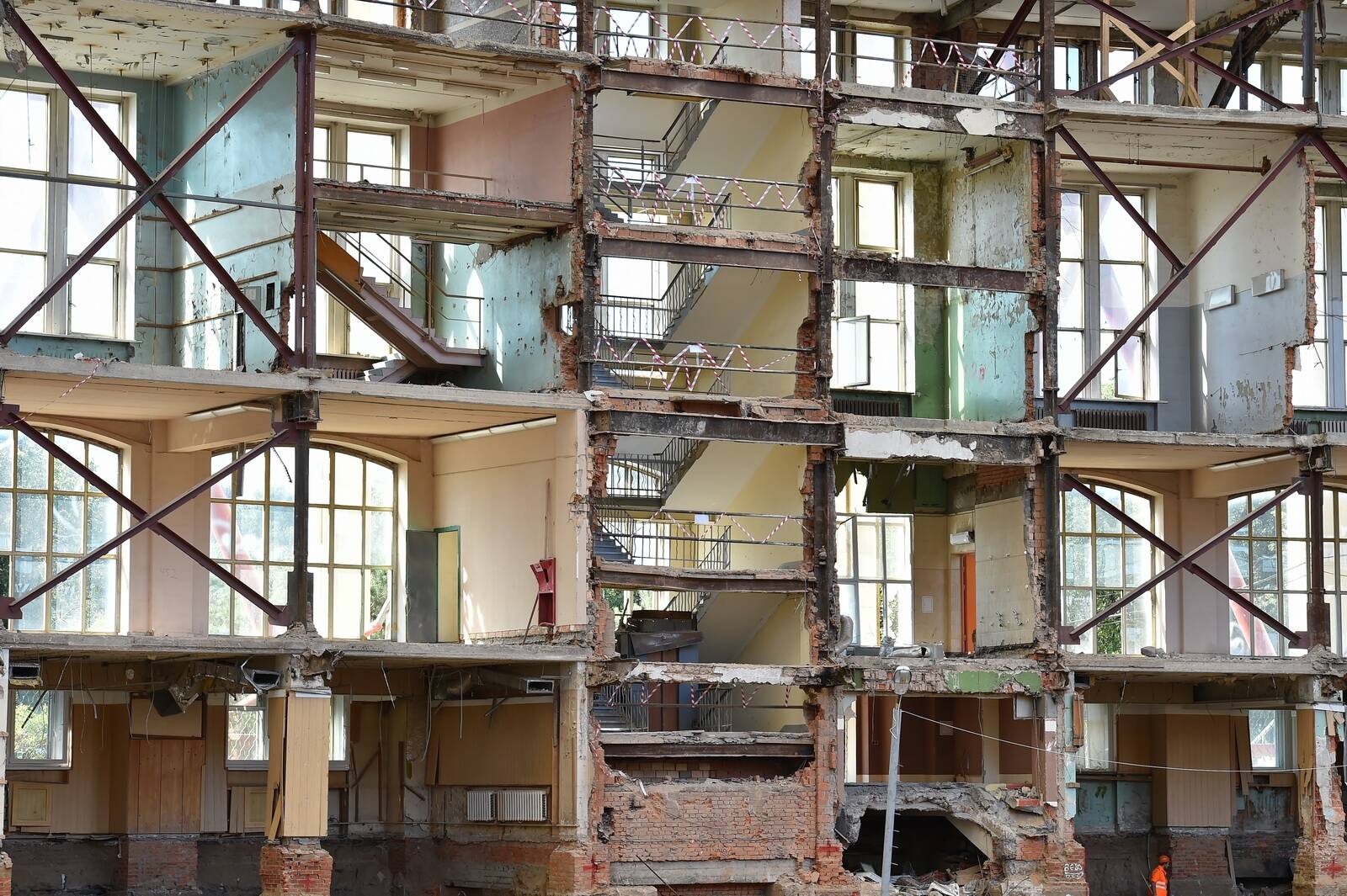 Exposed floors, brickwork and steel bracing in the outer ring of Luzhniki Stadium in July 2014